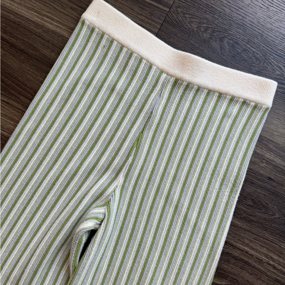Ribbed Pattern Pants - Picture 2 of 4